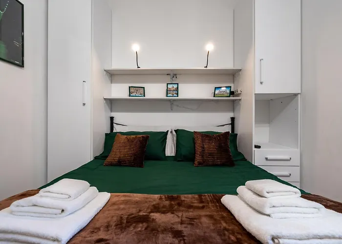 Apartament Centro Pochi Minuti - Con Giardino Privato